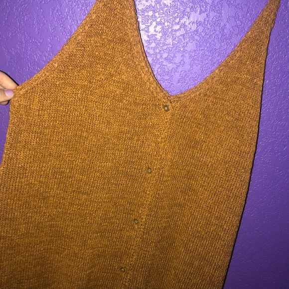 Knitted Crop top - Picture 4 of 5